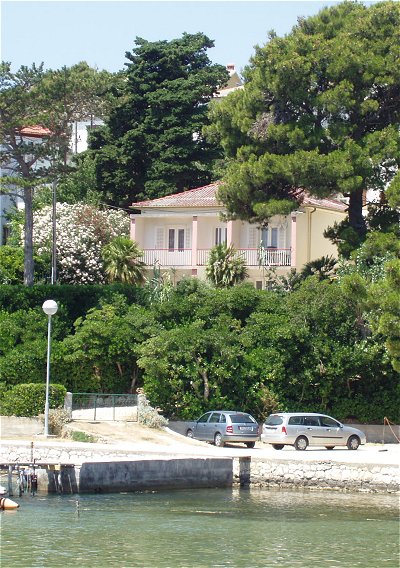 Malvina Apartments On Island Of Rab